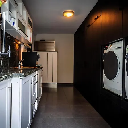 Santorini Breeze , Infinity Blue Апартаменты Монолитос