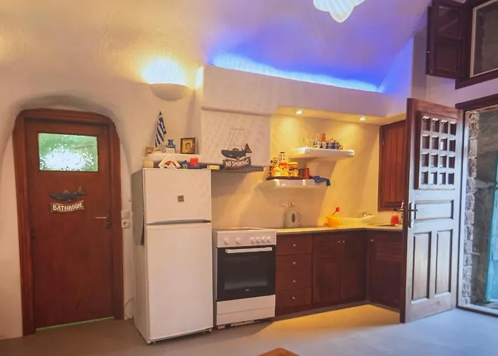 Santorini Breeze , Infinity Blue Lägenhet Monolithos