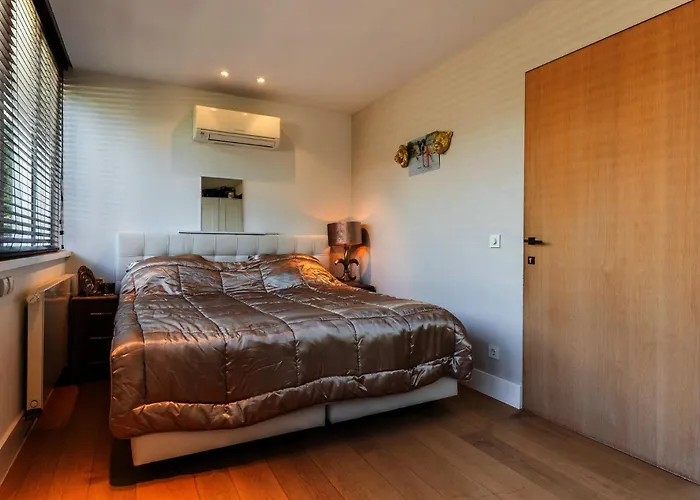 Santorini Breeze , Infinity Blue